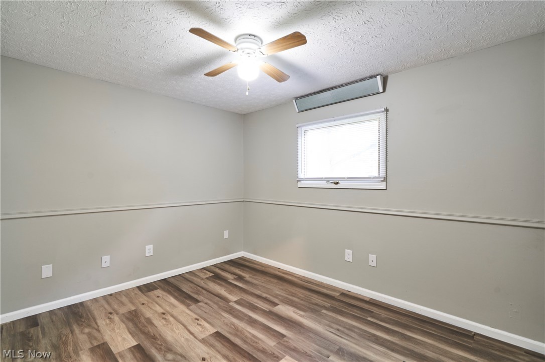 231 College Park Drive Elyria OH 44035