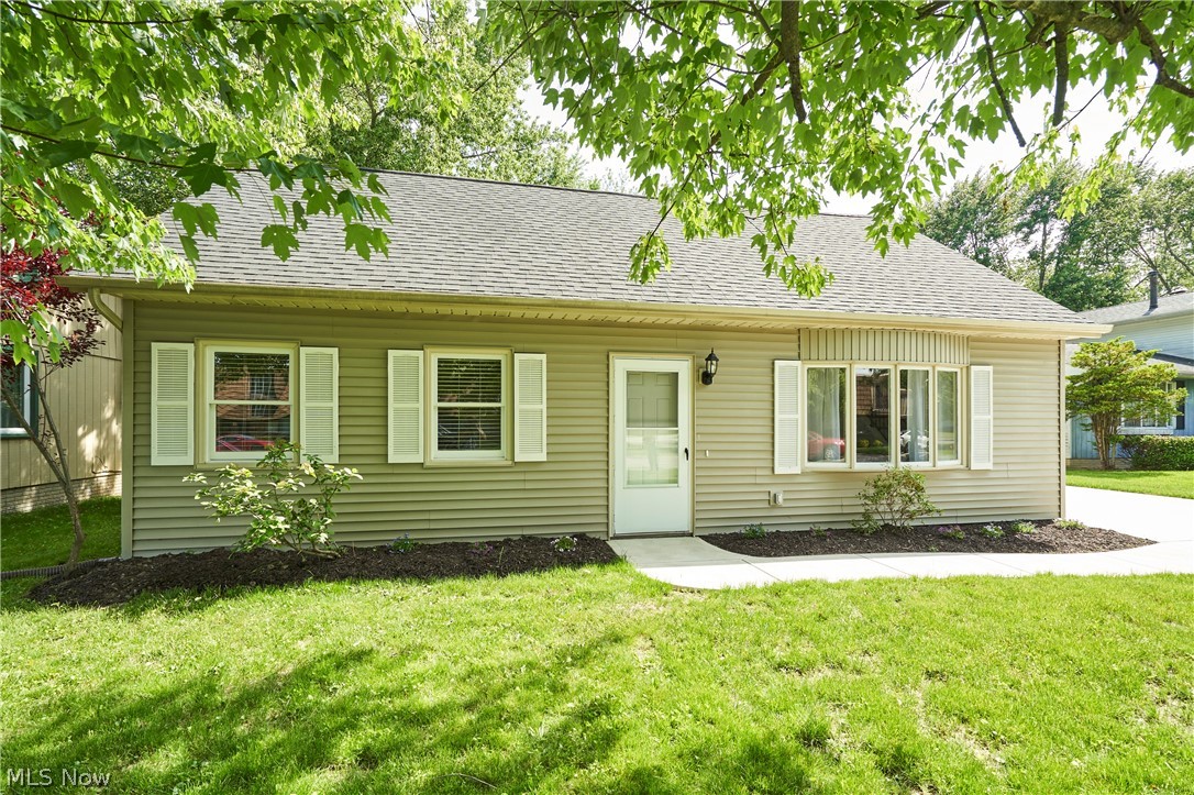 231 College Park Drive Elyria OH 44035