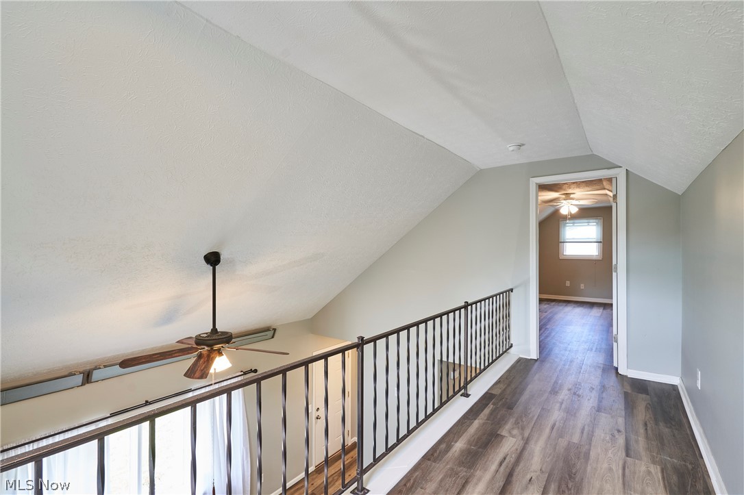 231 College Park Drive Elyria OH 44035