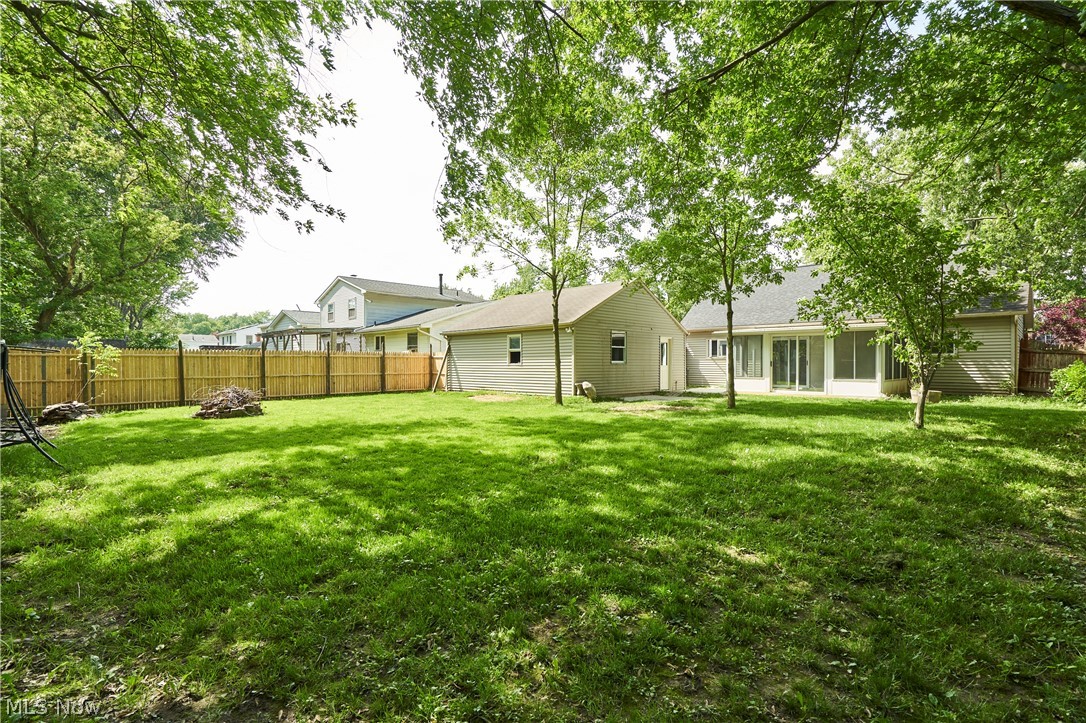231 College Park Drive Elyria OH 44035