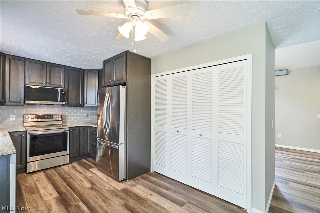 231 College Park Drive Elyria OH 44035