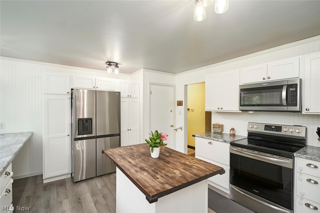 2981 Reservoir Drive Mogadore OH 44260
