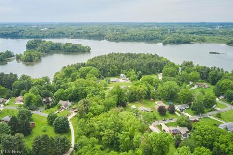 2981 Reservoir Drive Mogadore OH 44260