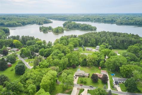 2981 Reservoir Drive Mogadore OH 44260