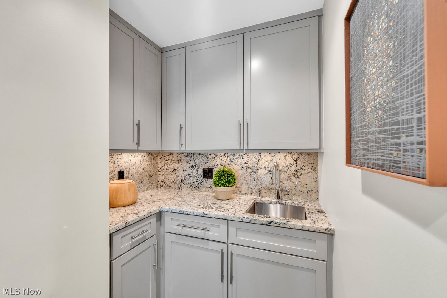 29232 Inverness Drive Bay Village OH 44140