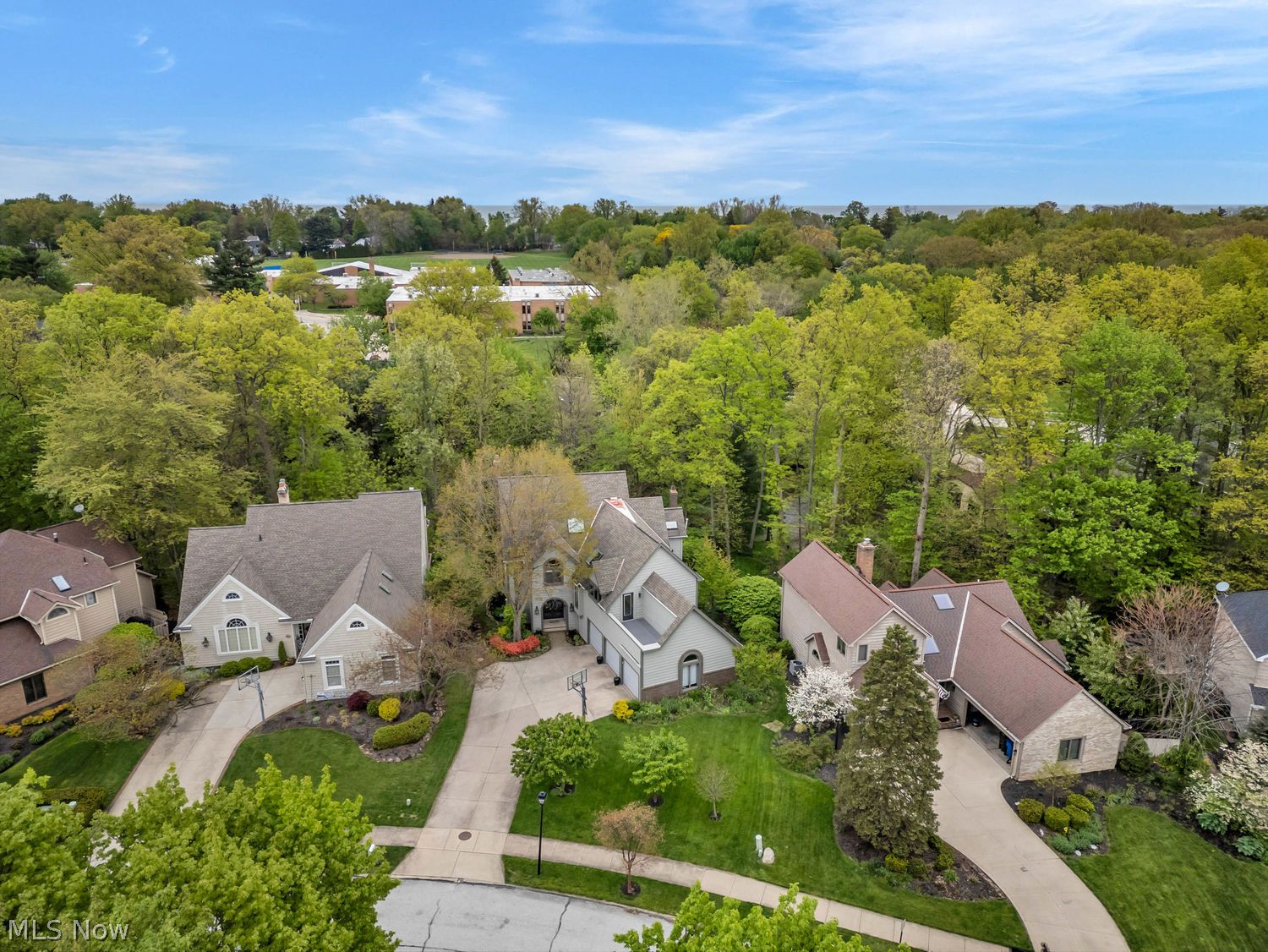 29232 Inverness Drive Bay Village OH 44140