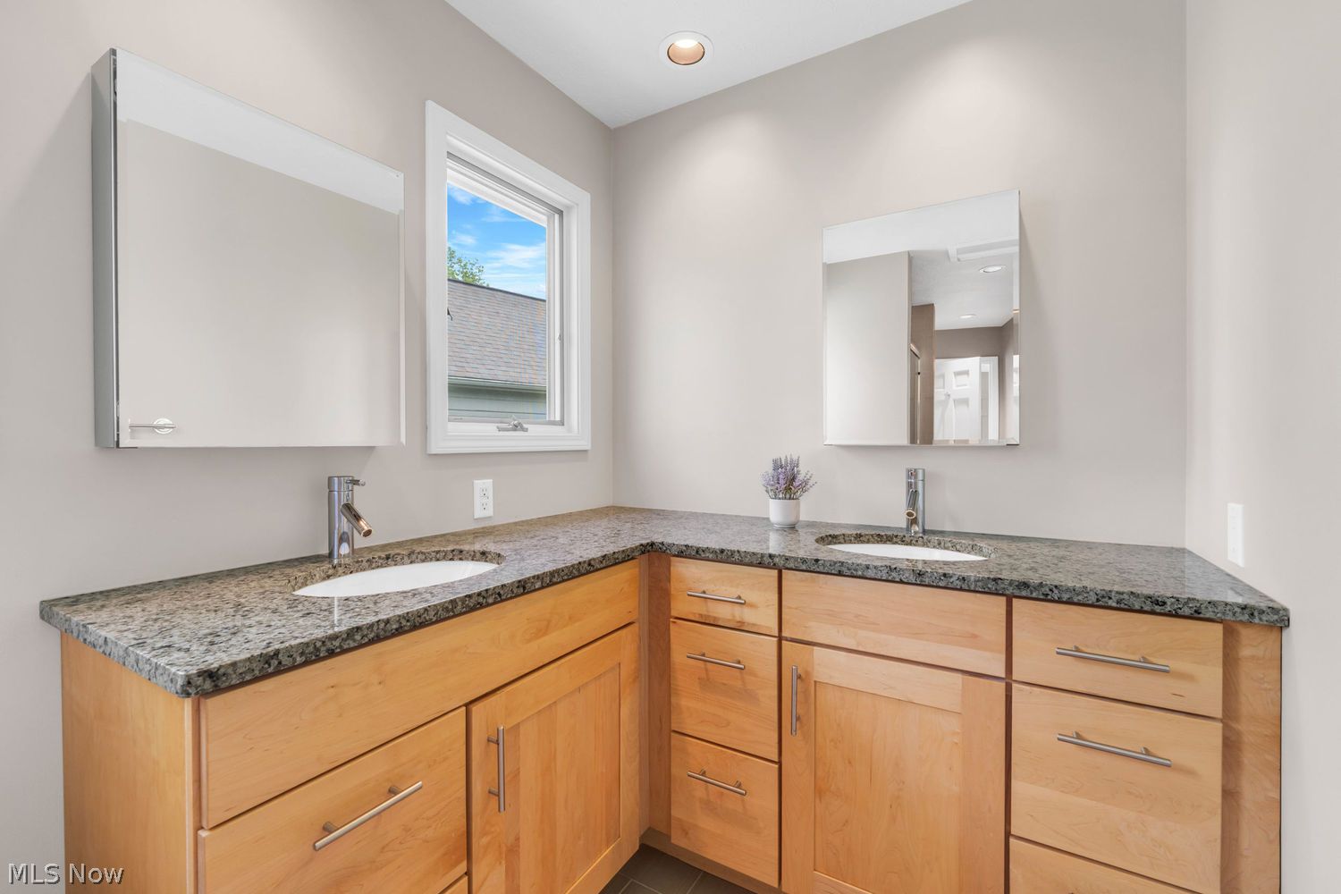 29232 Inverness Drive Bay Village OH 44140