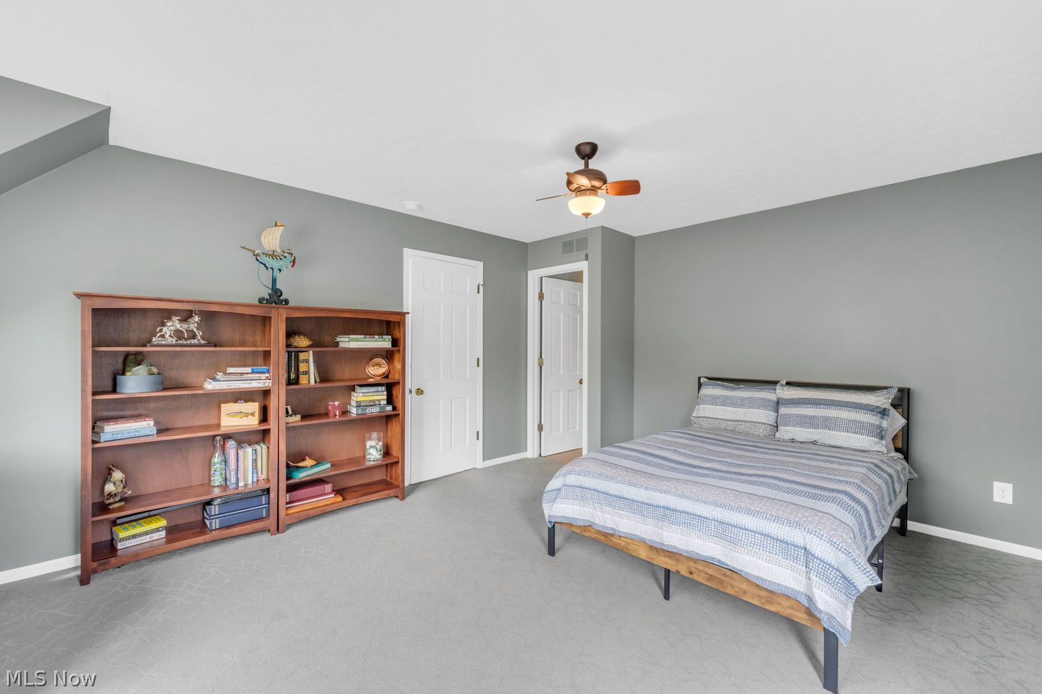 29232 Inverness Drive Bay Village OH 44140