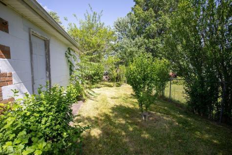 415 N Hartford Avenue Youngstown OH 44509