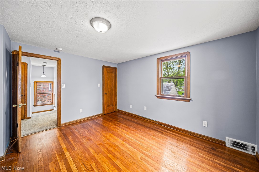 94 E 196th Street Euclid OH 44119