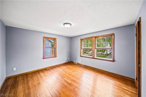 94 E 196th Street Euclid OH 44119