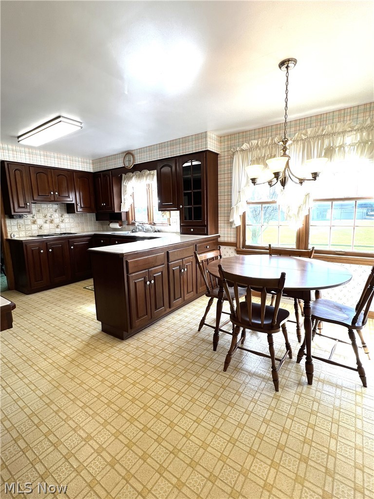 389 W High Street East Palestine OH 44413