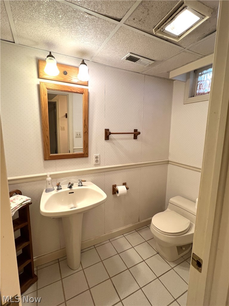 389 W High Street East Palestine OH 44413