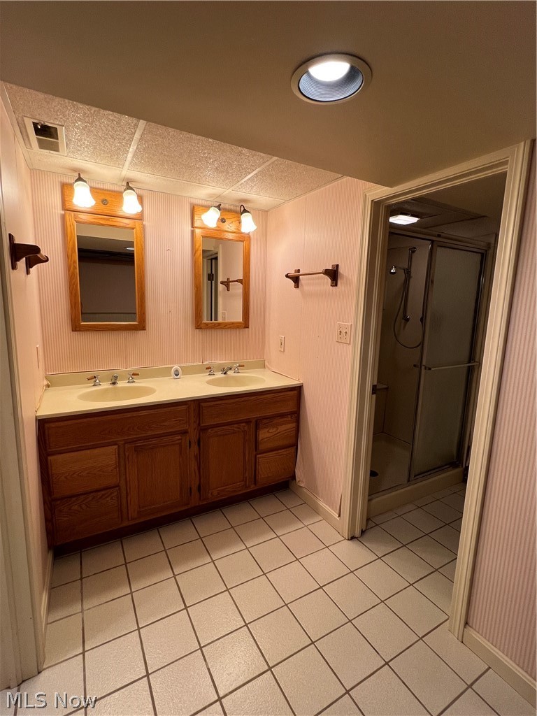 389 W High Street East Palestine OH 44413