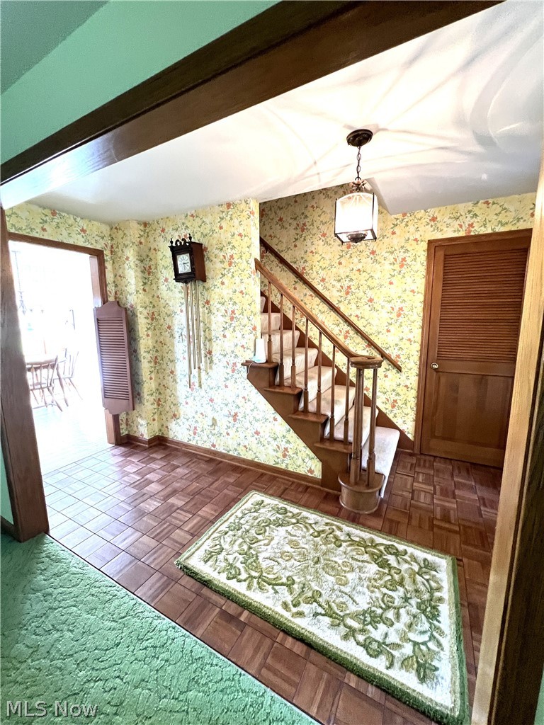 389 W High Street East Palestine OH 44413