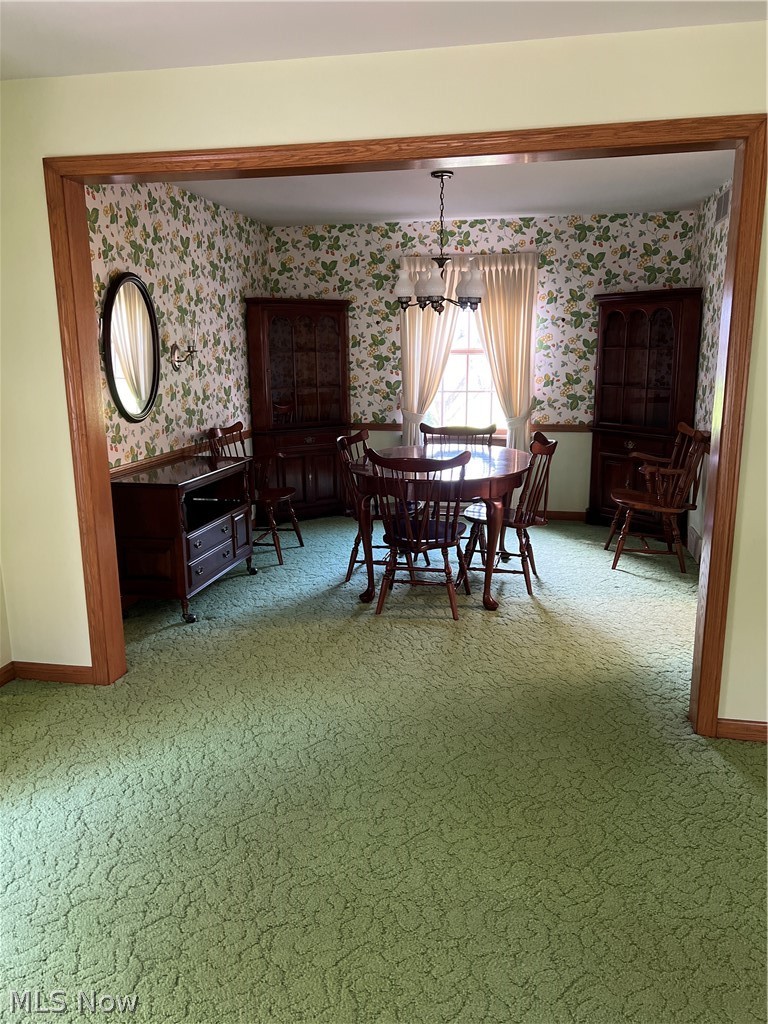 389 W High Street East Palestine OH 44413