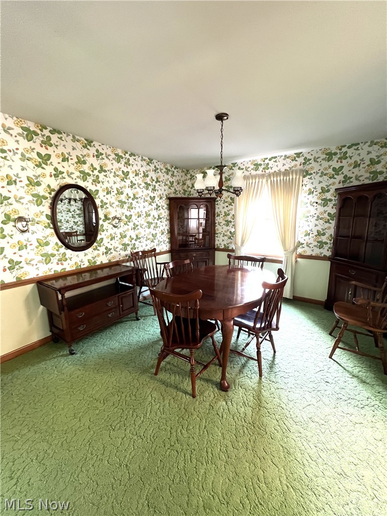 389 W High Street East Palestine OH 44413