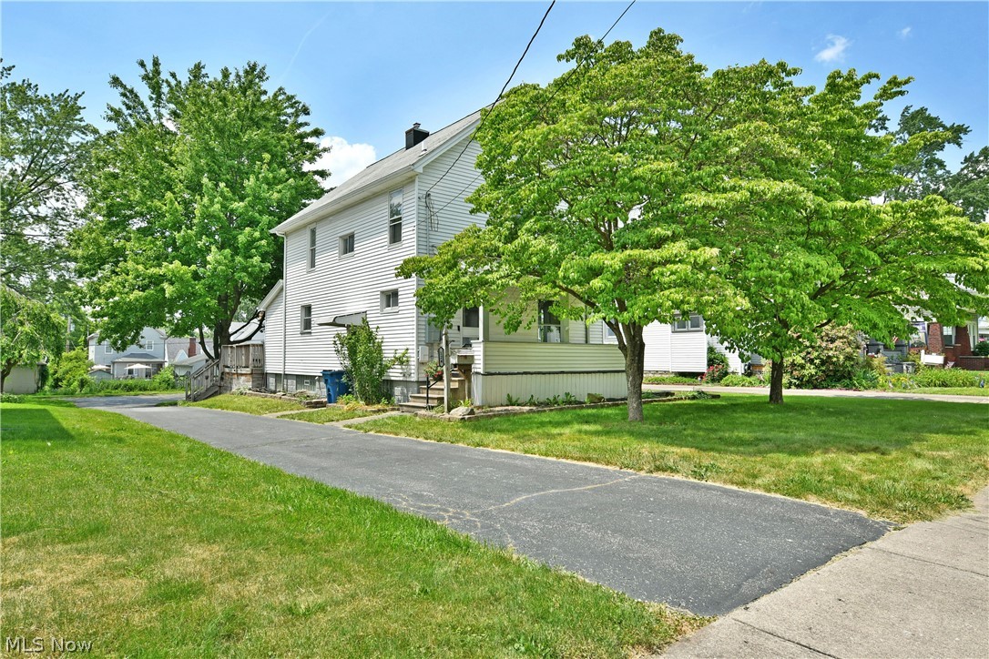 124 Lincoln Avenue Niles OH 44446
