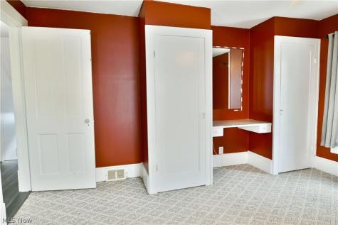 124 Lincoln Avenue Niles OH 44446
