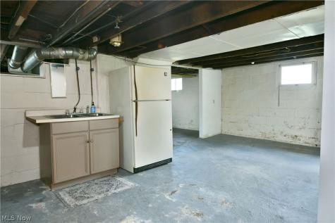 124 Lincoln Avenue Niles OH 44446