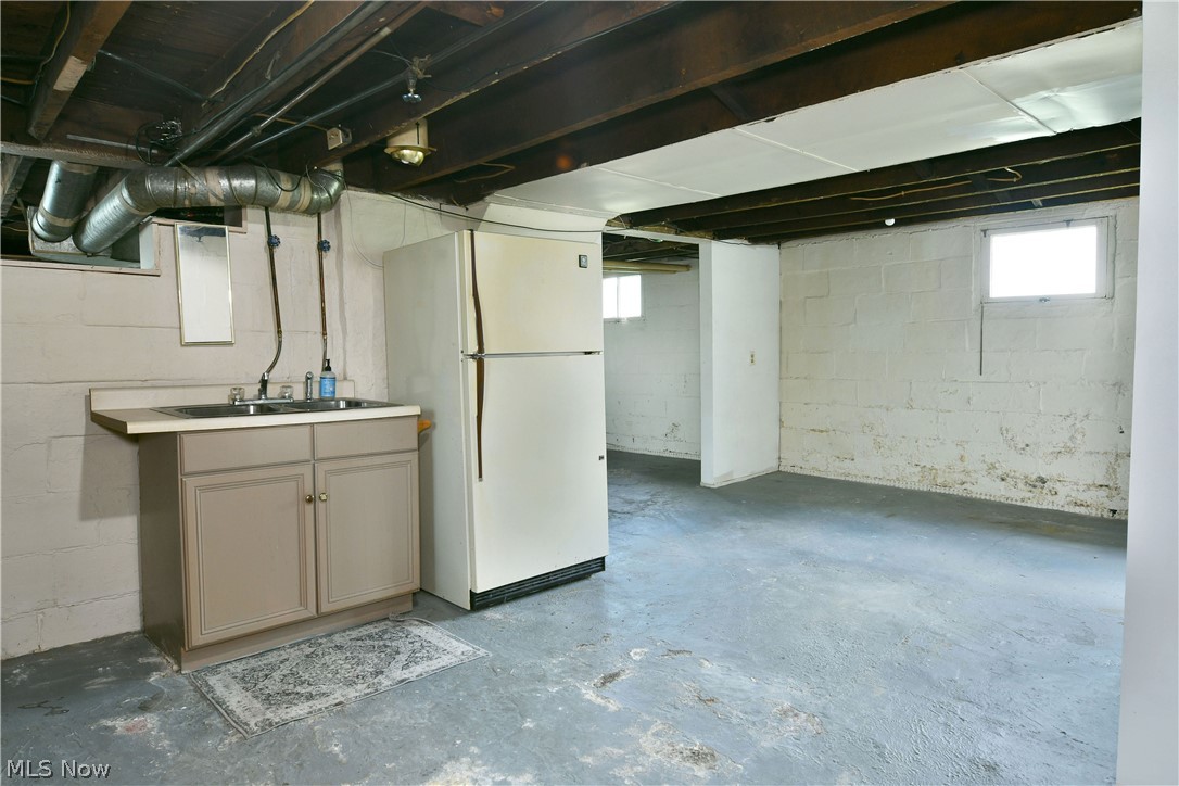 124 Lincoln Avenue Niles OH 44446