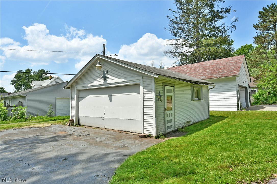 124 Lincoln Avenue Niles OH 44446