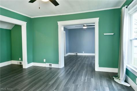 124 Lincoln Avenue Niles OH 44446