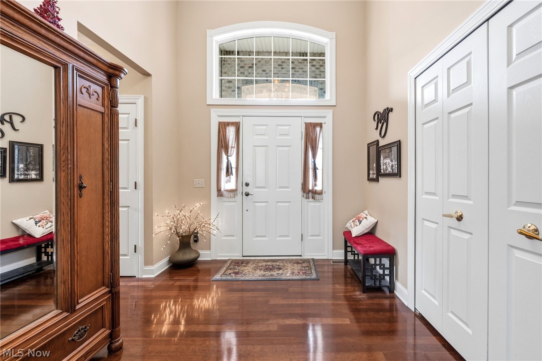 11512 Coopers Run Strongsville OH 44149