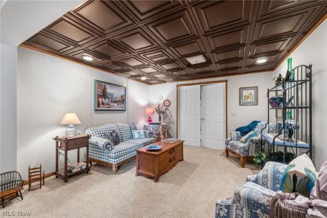11512 Coopers Run Strongsville OH 44149