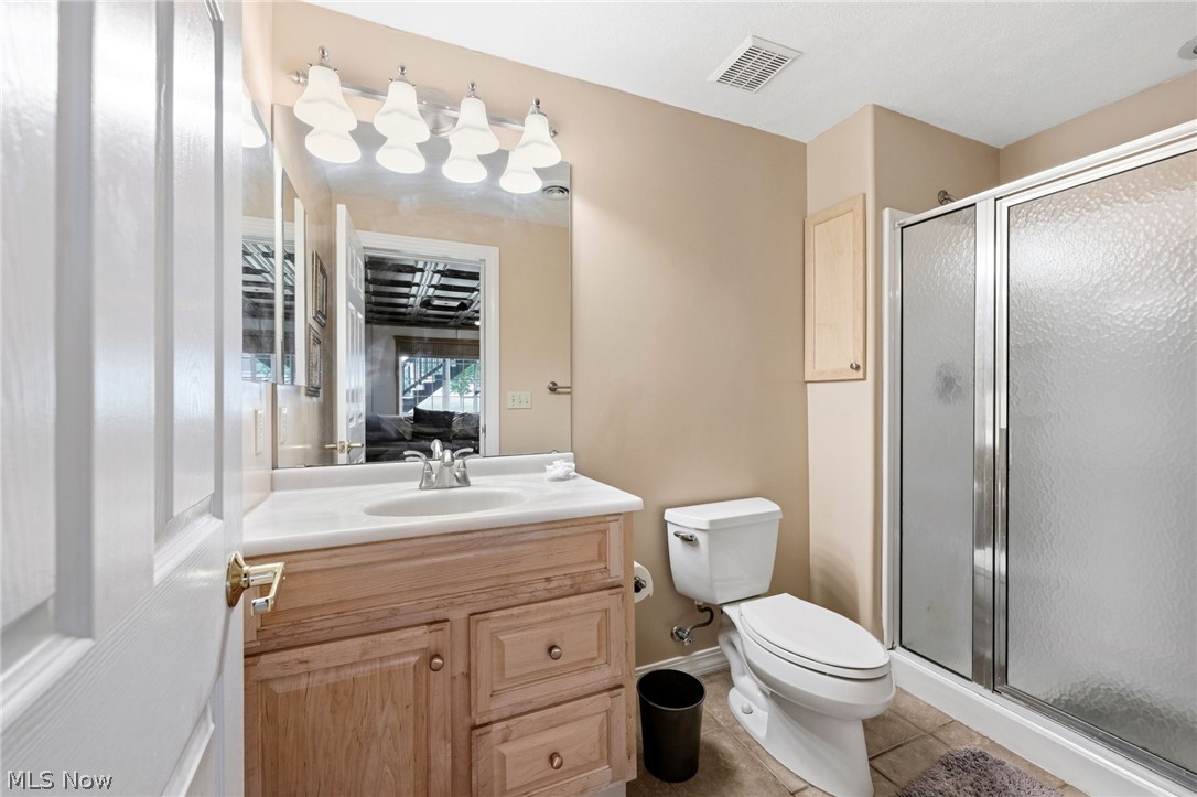 11512 Coopers Run Strongsville OH 44149