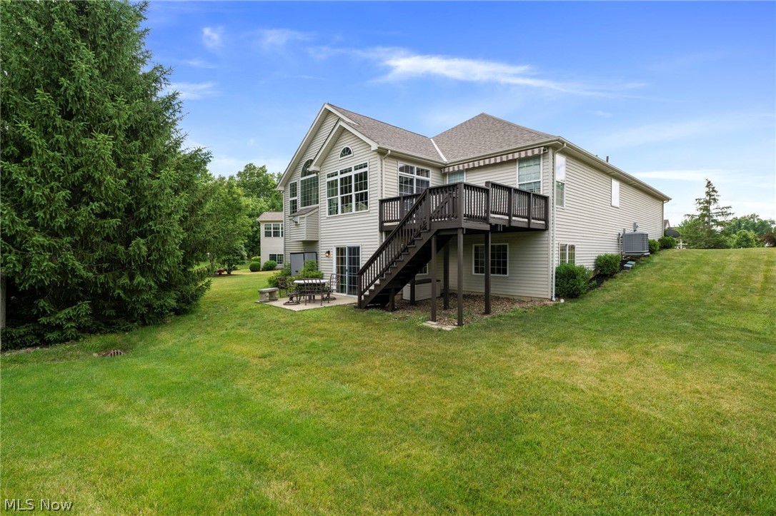11512 Coopers Run Strongsville OH 44149