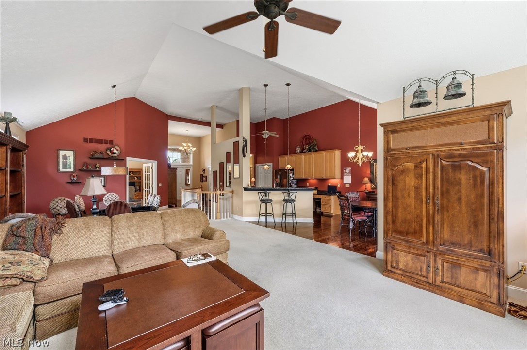 11512 Coopers Run Strongsville OH 44149