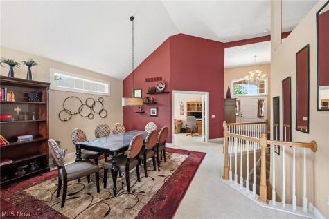 11512 Coopers Run Strongsville OH 44149