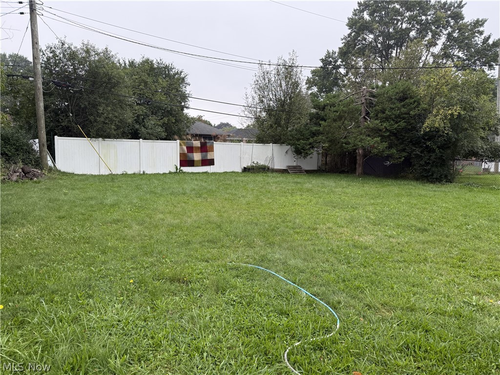 23478 Hillcroft Drive Warrensville Heights OH 44128