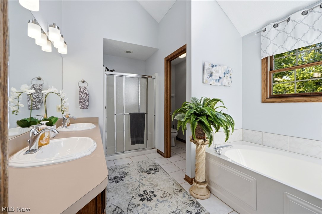 9936 Tamarack Trail Brecksville OH 44141