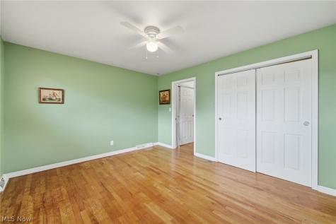 7930 Selwick Drive Parma OH 44129