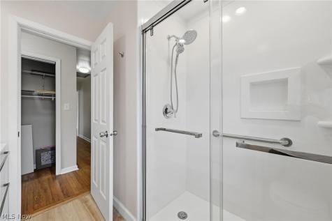 7930 Selwick Drive Parma OH 44129