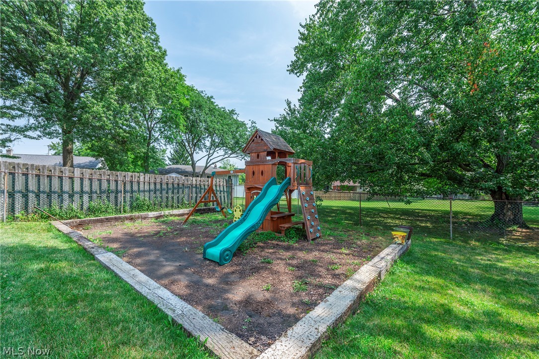 353 Judita Drive Brunswick OH 44212