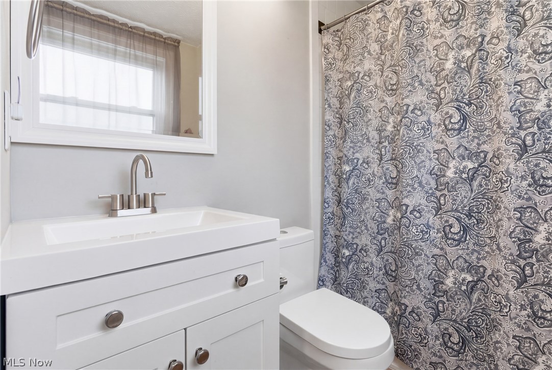 738 Anthony Street Richmond Heights OH 44143