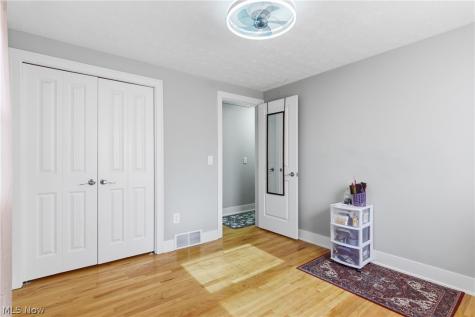 738 Anthony Street Richmond Heights OH 44143