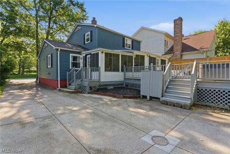 738 Anthony Street Richmond Heights OH 44143