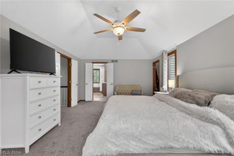 37811 Century Lane Avon OH 44011