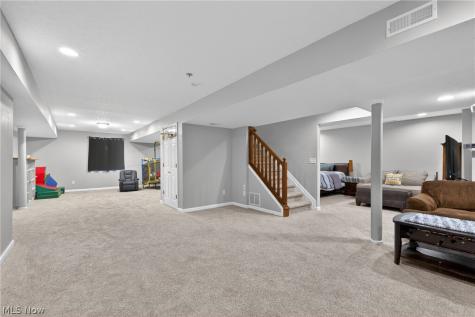 37811 Century Lane Avon OH 44011