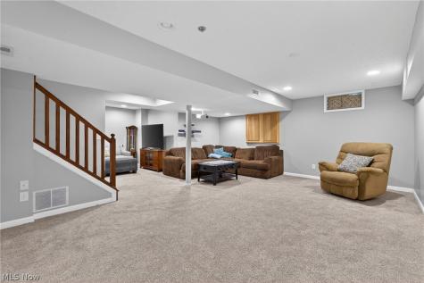 37811 Century Lane Avon OH 44011