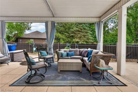 37811 Century Lane Avon OH 44011