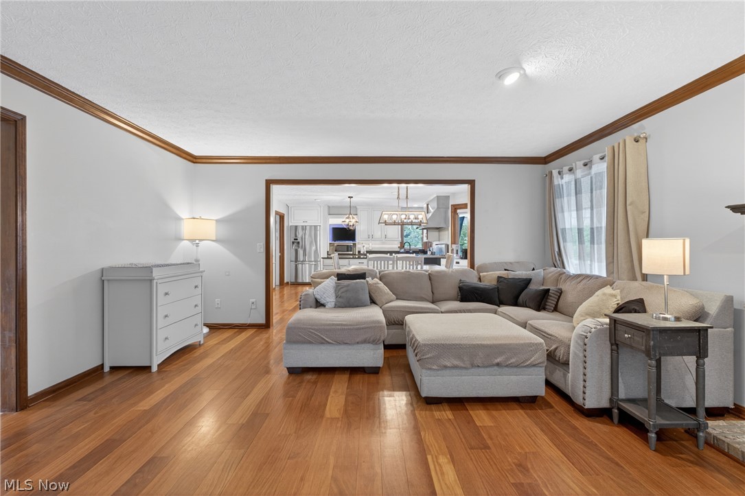 37811 Century Lane Avon OH 44011
