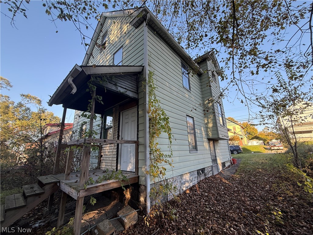 122 N Garland Avenue Youngstown OH 44506