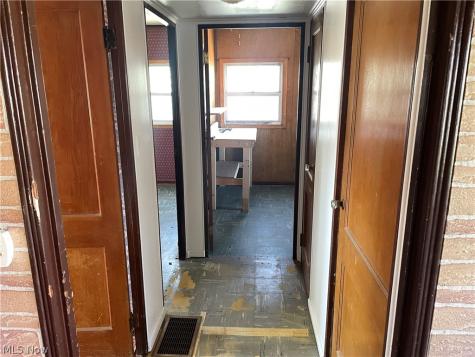 1617 Thalia Avenue Youngstown OH 44514