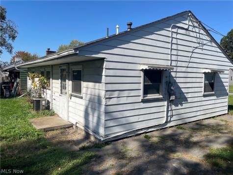 1617 Thalia Avenue Youngstown OH 44514
