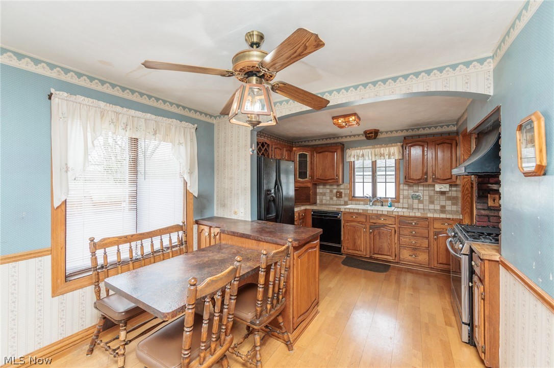 10136 Ridge Road North Royalton OH 44133